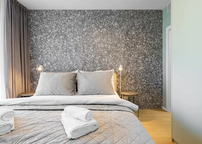 Stylish Haven Skypark * براتسيلافا