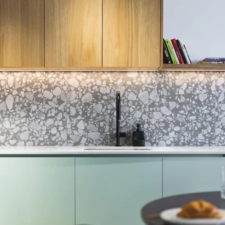 Stylish Haven Skypark Братислава